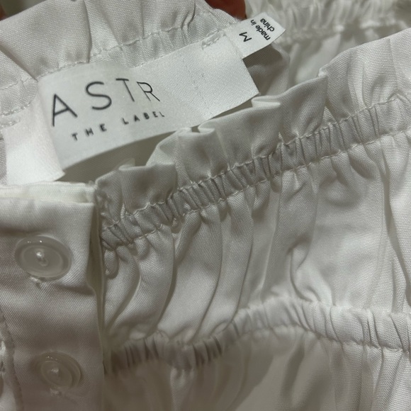 LONG SLEEVE SMOCKED SQUARE NECK TOP - Picture 9 of 12